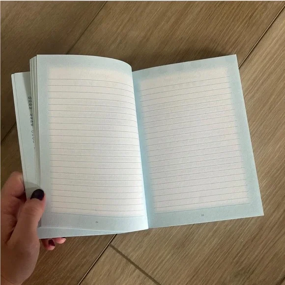 Bible Promises for Teens Book - Picture 5 of 5